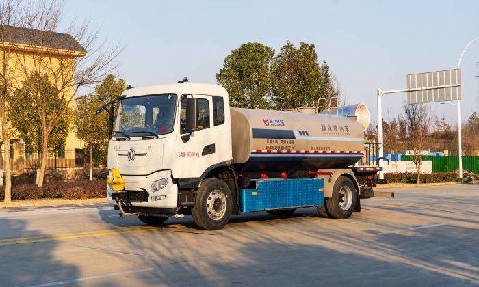 Dongfeng Electric Water Truck