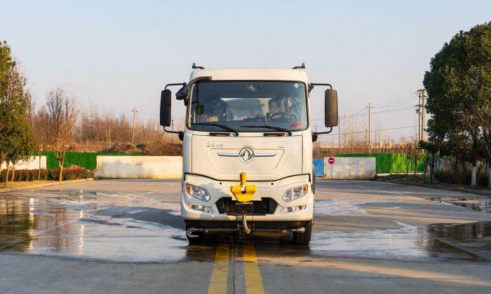 Dongfeng Electric Water Truck