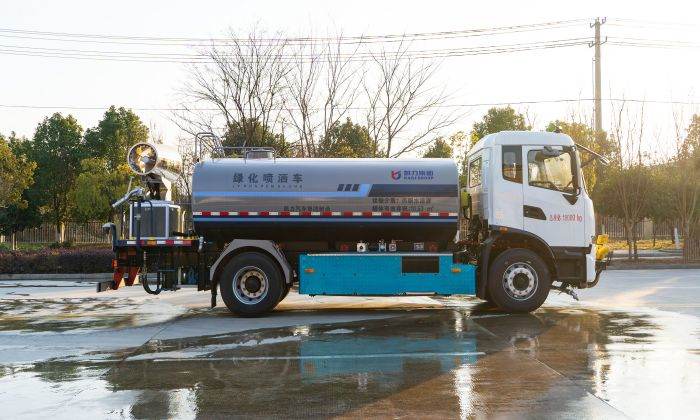 Dongfeng Electric Water Truck