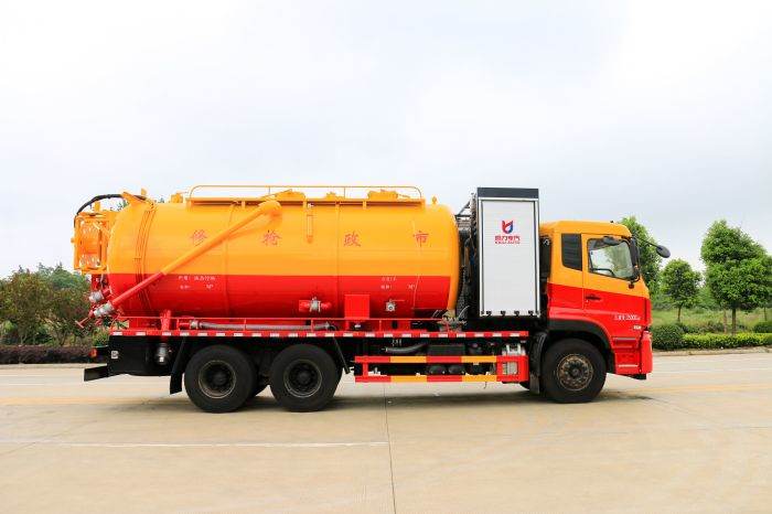 Dongfeng 6x4 18m³ Sewer Cleaning Truck