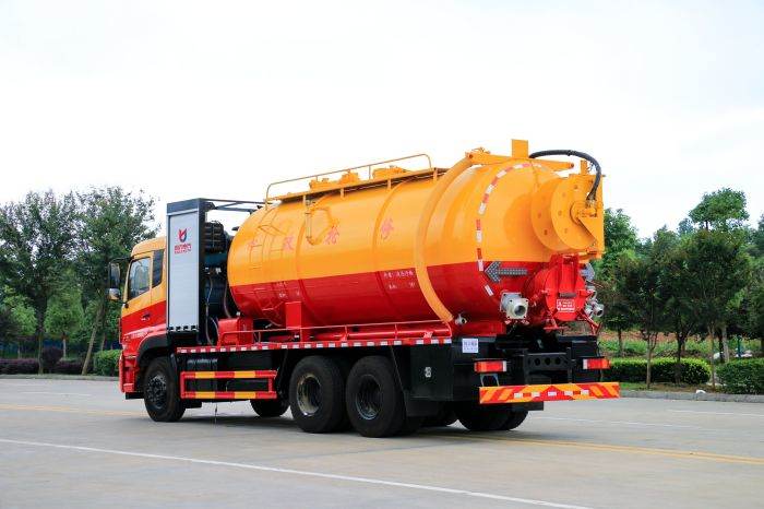 Dongfeng 6x4 18m³ Sewer Cleaning Truck