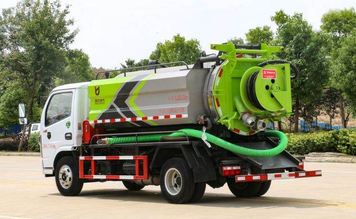 Dongfeng 4m³ Sewer Cleaning Truck