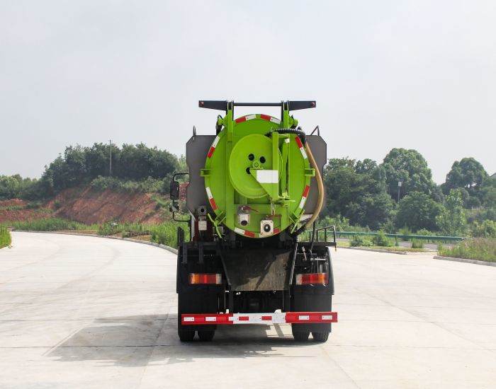 Foton 8.5m³ High Pressure Sewer Jetting Truck