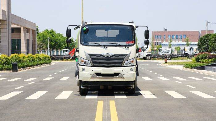 Foton ES5 water tank truck