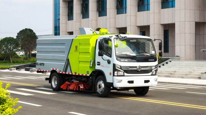 Dongfeng Capt Road Rweeper Truck