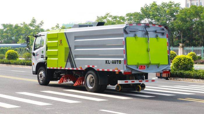 Dongfeng Capt Road Rweeper Truck
