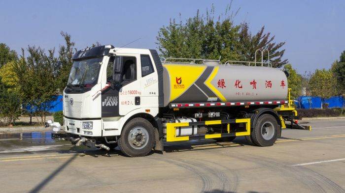 FAW J6L Sprinkler Truck