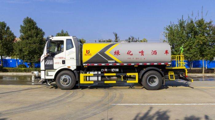 FAW J6L Sprinkler Truck