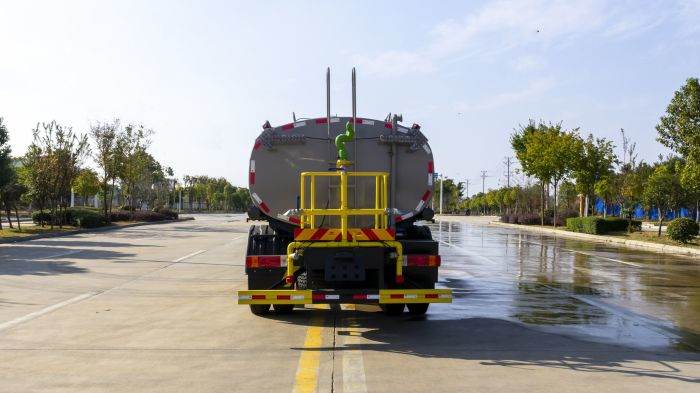 FAW J6L Sprinkler Truck