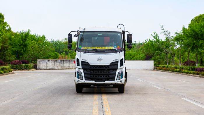 Chenglong M3 Rear Load Garbage Truck
