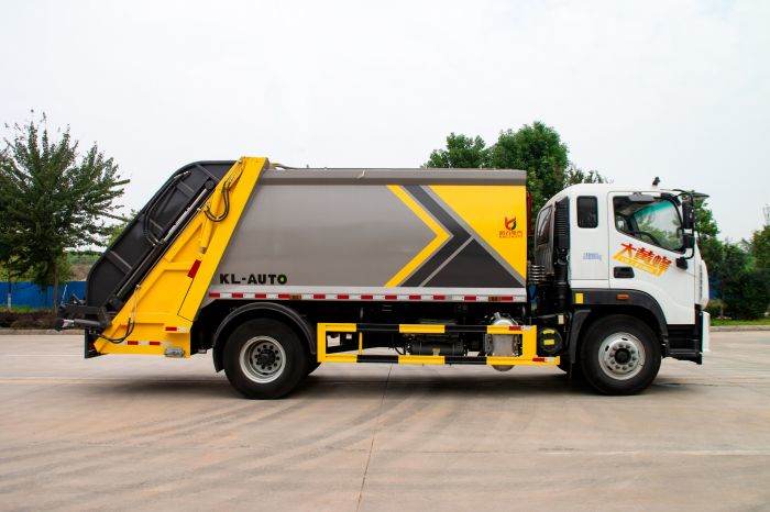 Foton Auman Refuse Trucks