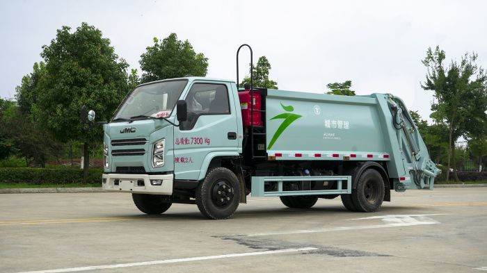 JMC Refuse Trucks
