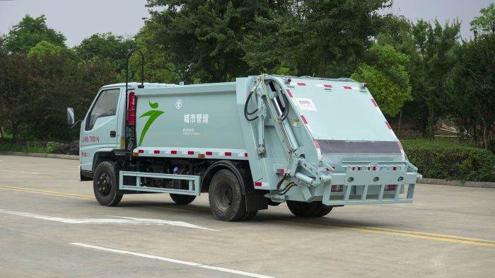 JMC Refuse Trucks