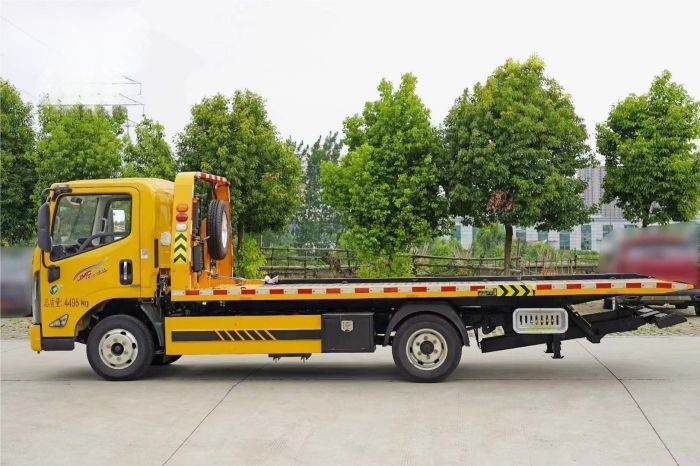 JAC tow truck