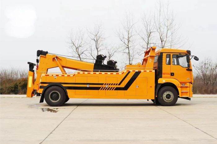 SHACMAN 16 ton Heavy Duty Road Wrecker