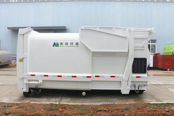 6m³ Mobile waste compactor