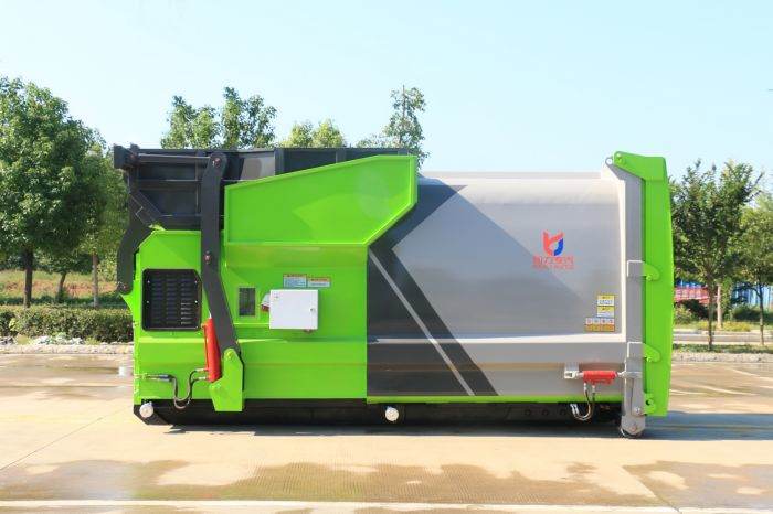 12m³ Mobile waste compactor