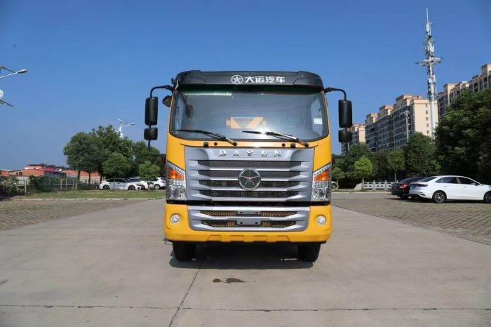 DAYUN Attenuator Truck