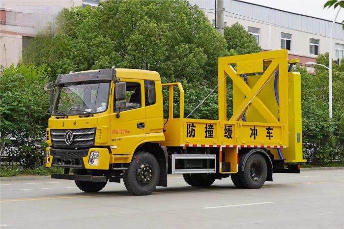 DFAC K6  Attenuator Truck