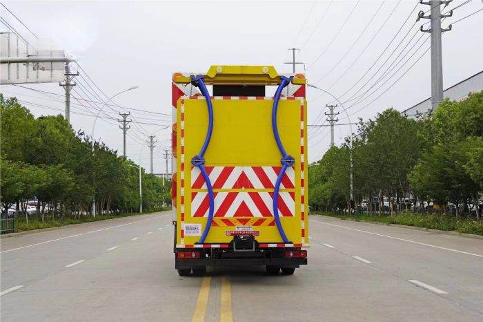 DFAC K6  Attenuator Truck