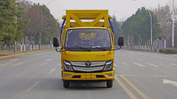 FOTON Aumark Attenuator Truck