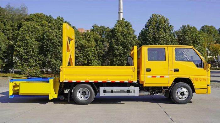 JMC Attenuator Truck