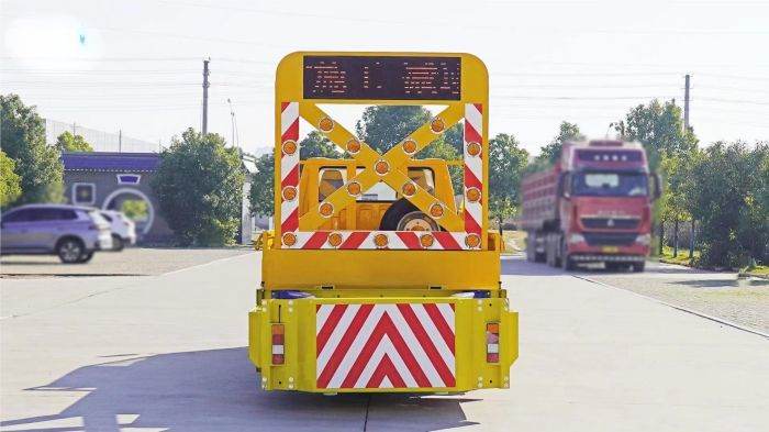 JMC Attenuator Truck