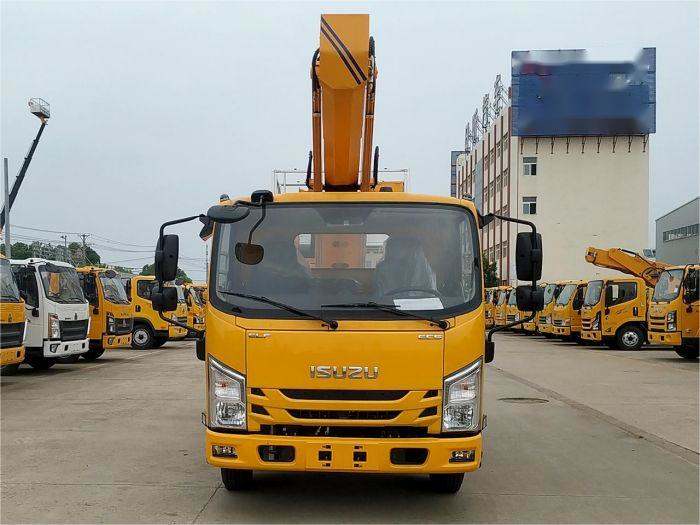 ISUZU 30m Truck Mounted Aerial Lifts