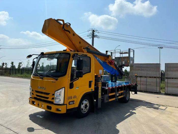 ISUZU 33m Truck Mounted Aerial Lifts