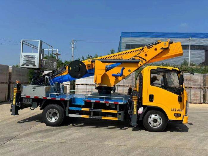 ISUZU 33m Truck Mounted Aerial Lifts