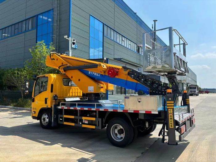 ISUZU 33m Truck Mounted Aerial Lifts