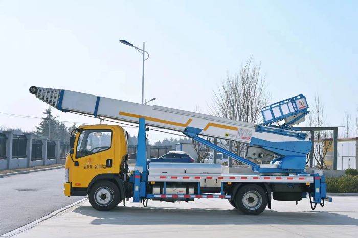 FAW 32m Aerial Ladder Truck