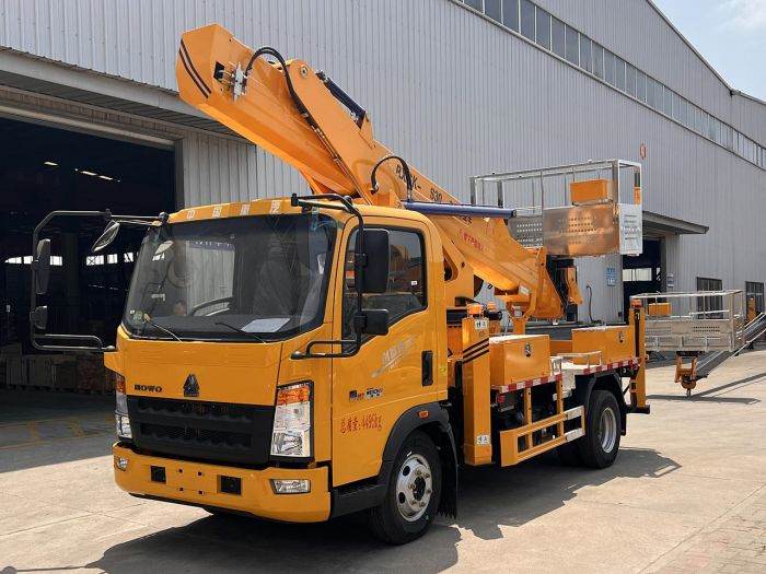 HOWO 30m Truck Mounted Aerial Lifts
