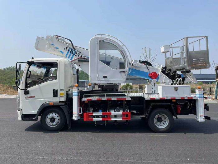 HOWO 28m Truck Mounted Aerial Lifts