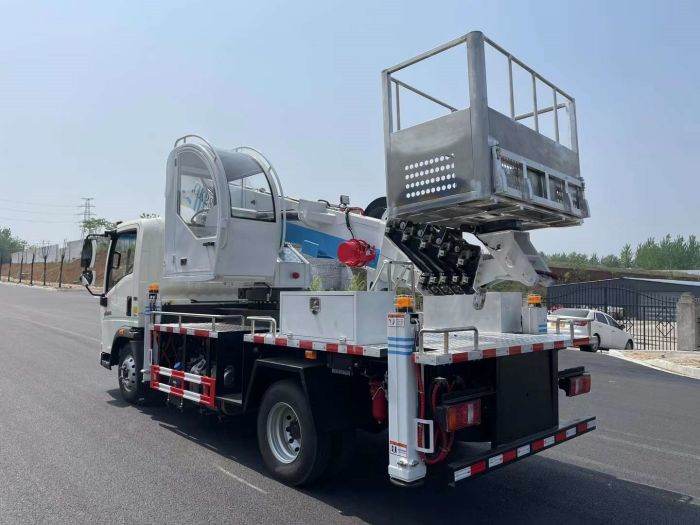 HOWO 28m Truck Mounted Aerial Lifts