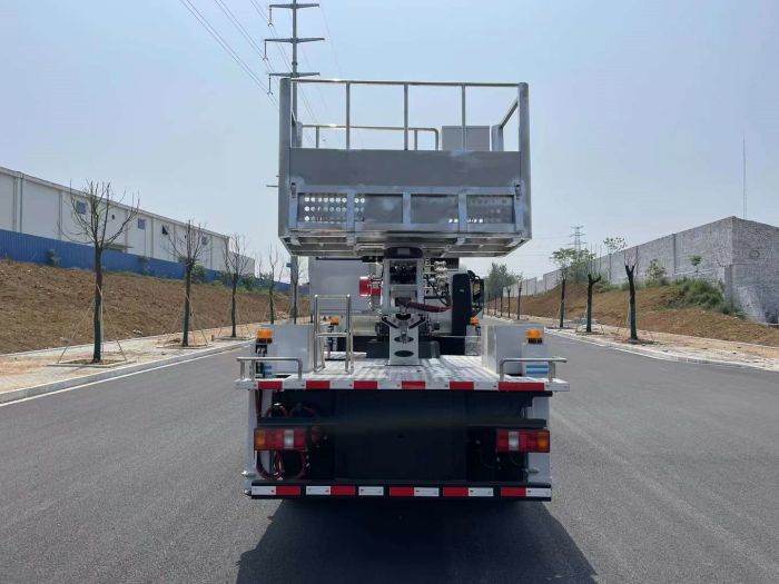 HOWO 28m Truck Mounted Aerial Lifts