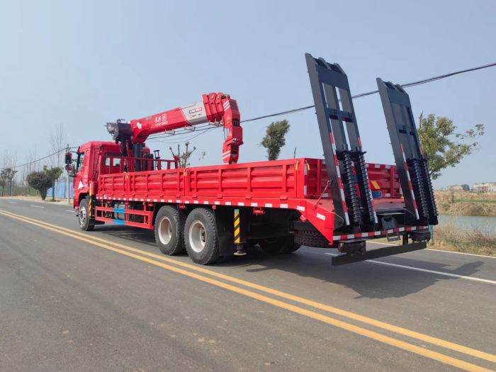 SHACMAN 6×4  Loader Crane