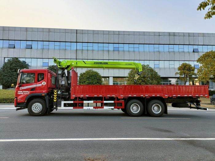 SHACMAN 8×4 Loader Crane