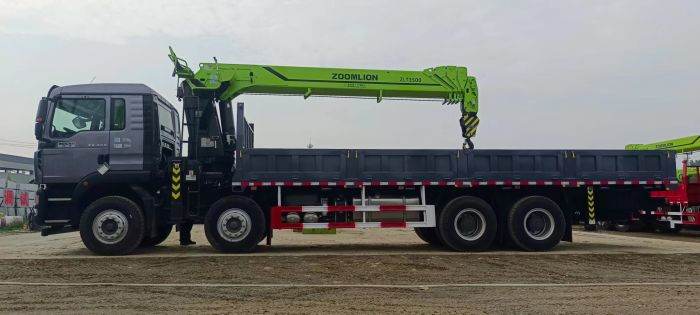 HOWO 8×4 Loader Crane
