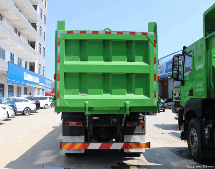 GENLYON 8×4dump truck