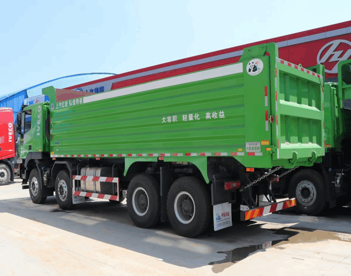 GENLYON 8×4dump truck