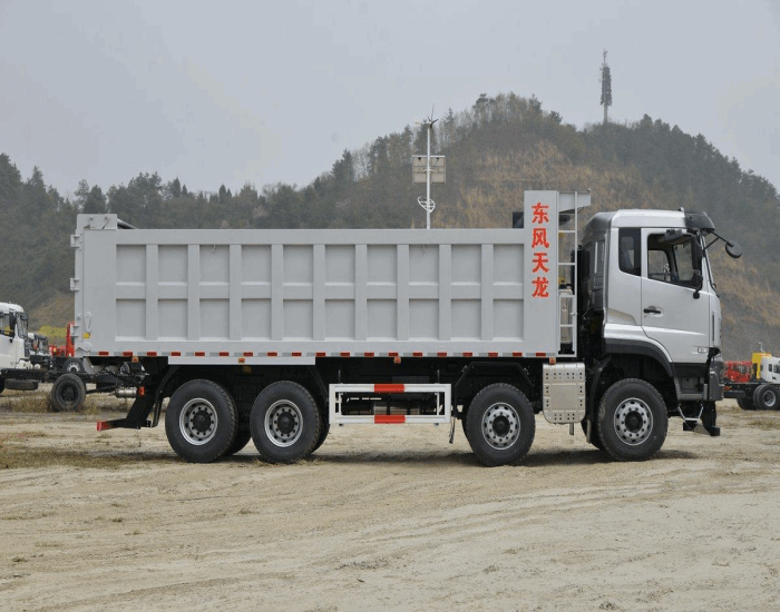 Dongfeng KC 8×4 dump truck