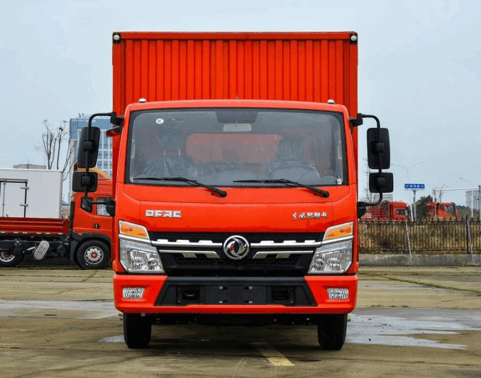 Dolica D6 box truck