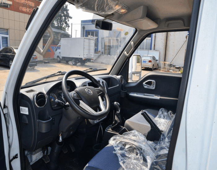Dongfeng Box Truck