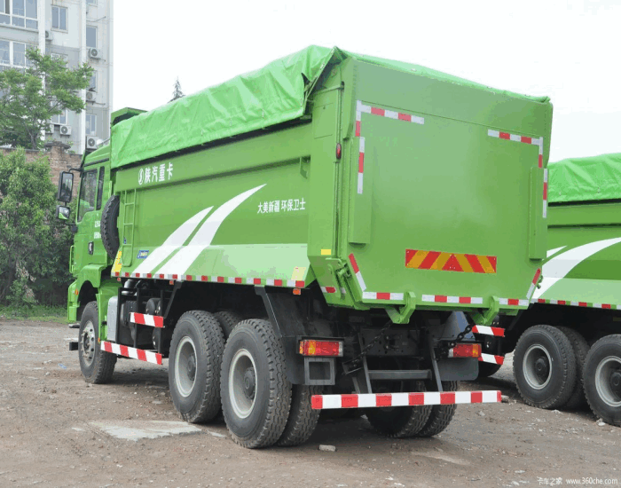 Shacman M3000 dump truck