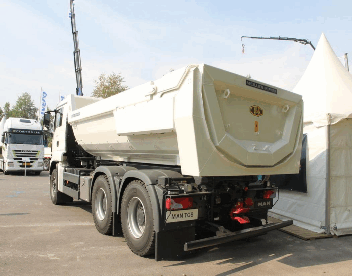 MAN 6×4 dump truck