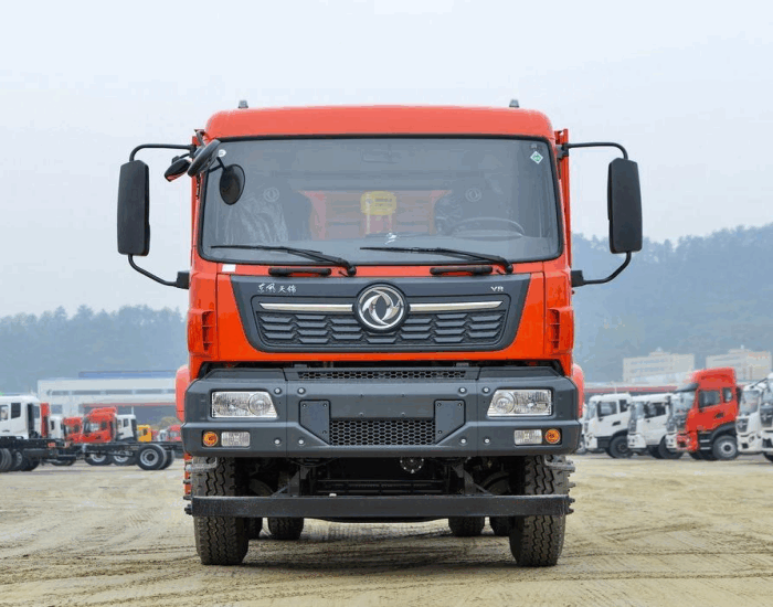 Dongfeng 4×4 dump truck