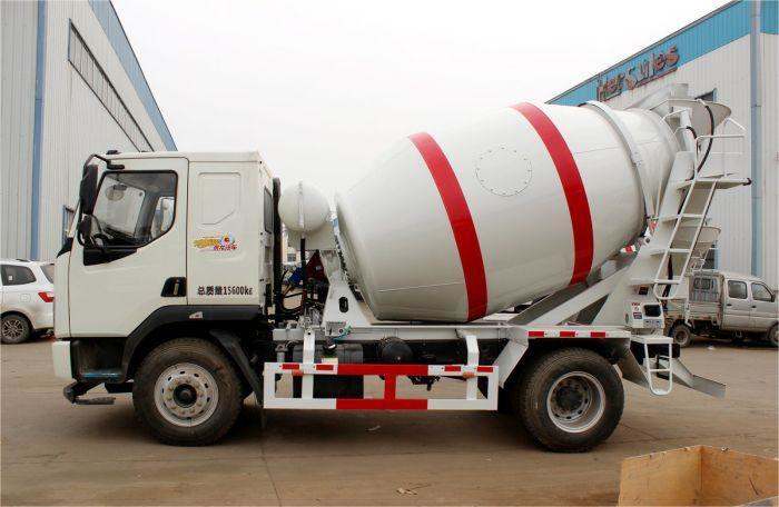 CHENGLONG L3 4X2 Concrete Mixer Truck