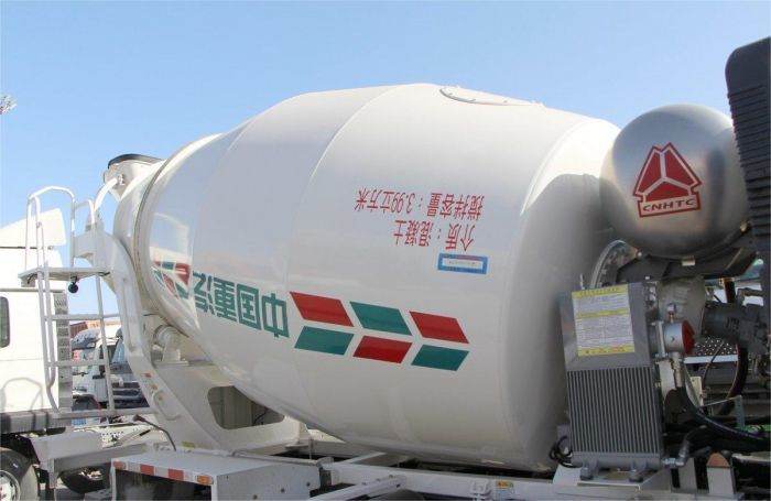 HOWO 4X2 Concrete Mixer Truck