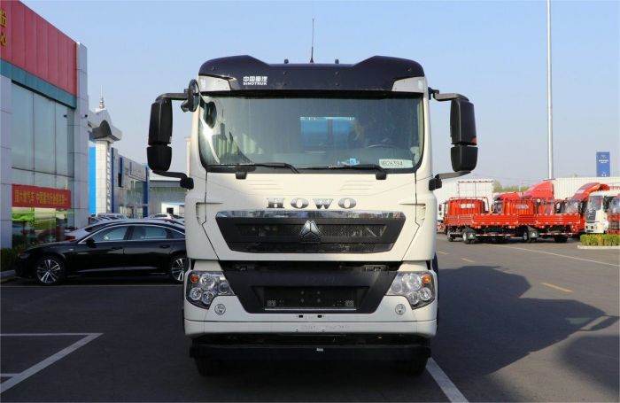HOWO T5G  8X4 Concrete Mixer Truck